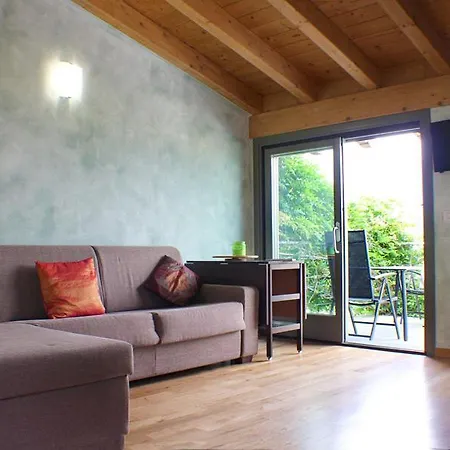 Chiaro Anatre Balkon-ferienwohnung Apartment Colico