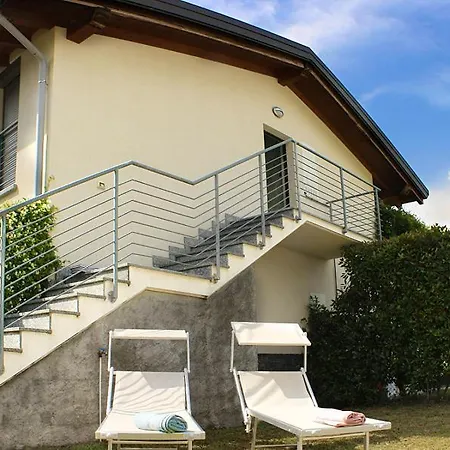 Apartment Chiaro Anatre Balkon-ferienwohnung Colico